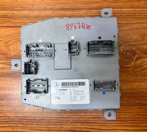 2014-2015 Mercedes-Benz C200 Front SAM Body Control Module A2059002314 W205 OEM