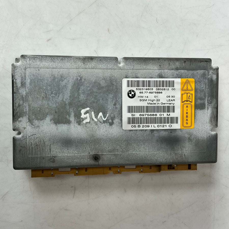 BMW 5er & 6er E60 E61 E63 Steuergerät mit Gateway-Modul HIGH 10 SGM Airbag SRS 6975686BMW 5er & 6er E60 E61 E63 Steuergerät mit Gateway-Modul HIGH 10 SGM Airbag SRS 6975686